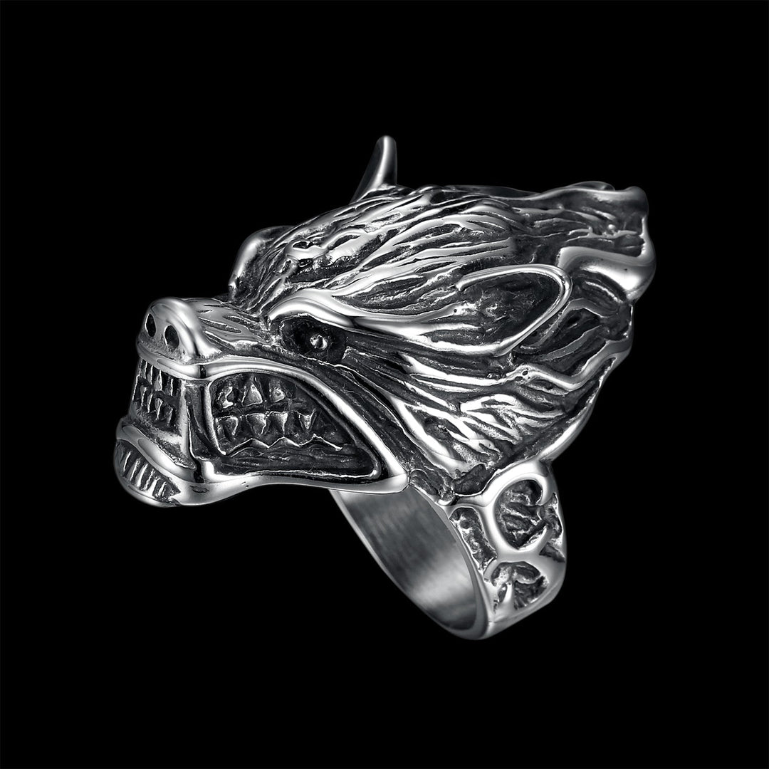 SNARLING WOLF RING