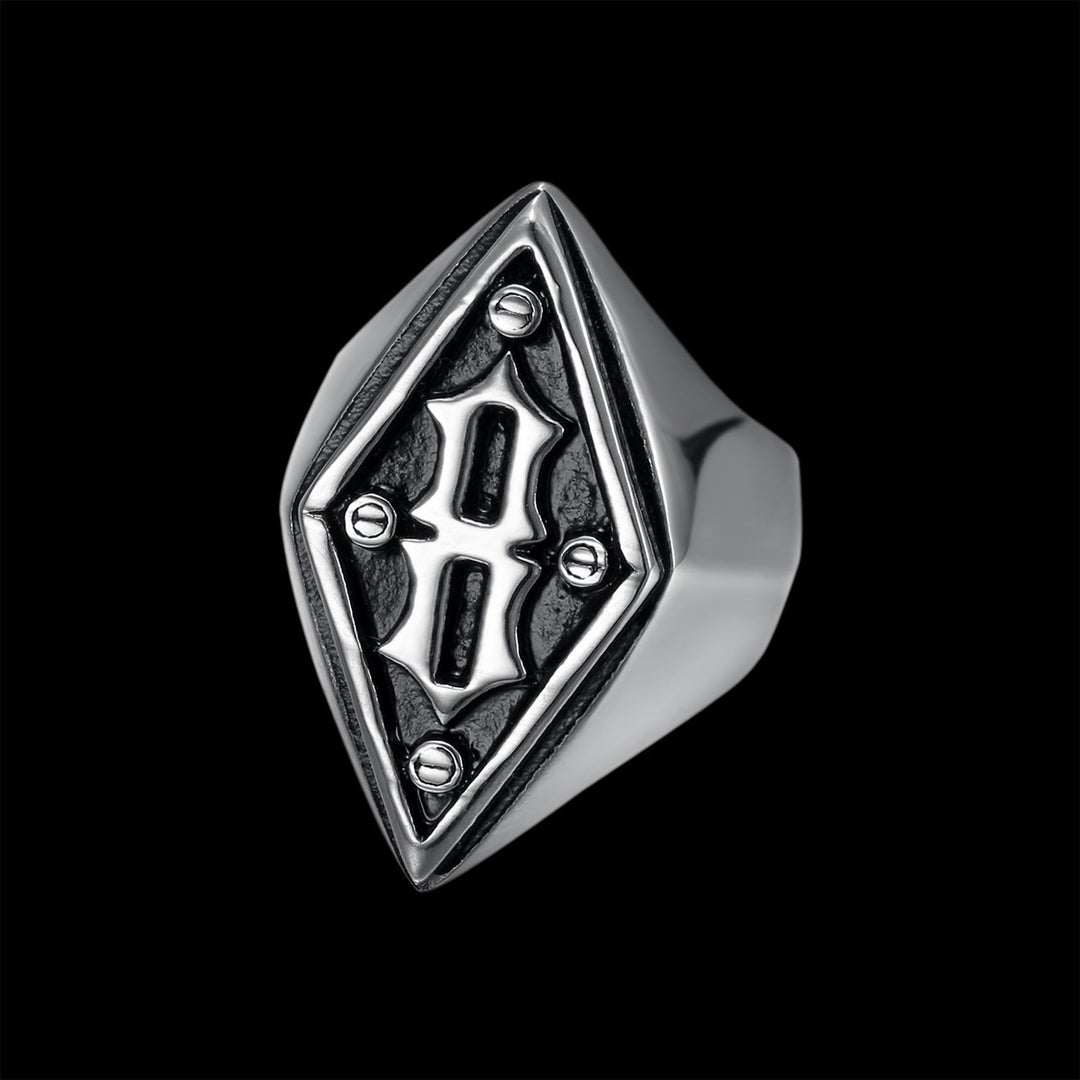 NO. 8 BIKER RING